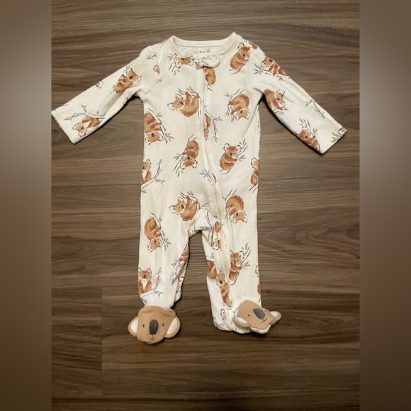 Carter's Baby Cream Koala Ribbed Footie One Piece size 3/6M - Picture 1 of 5